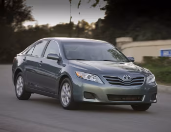 2010–11 Toyota Camry LE [North America] '2009–11