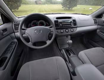 Interior 2005–06 Toyota Camry LE [North America] (ACV30) '2004–06