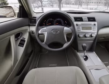 Interior 2010–11 Toyota Camry LE [North America] '2009–11