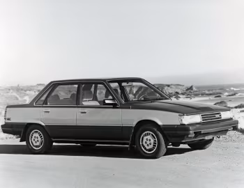 1985–86 Toyota Camry LE [North America] (V10) '1984–86