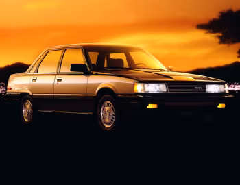 1985–86 Toyota Camry LE [North America] (V10) '1984–86