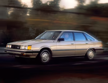 1983–84 Toyota Camry Liftback [North America] (V10) '03.1983–84