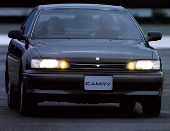 Toyota Camry Prominent G [Japan] (E-VZV30) '07.1990–05.1991