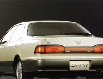 Toyota Camry Prominent G 4WS [Japan] (E-VZV31) '07.1990–05.1991