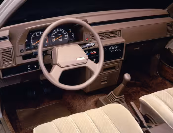 Panel frontal 1985–86 Toyota Camry SE [North America] (V10) '1984–86