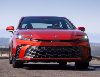 2025–pr. Toyota Camry SE HEV AWD [North America] '2024–pr.