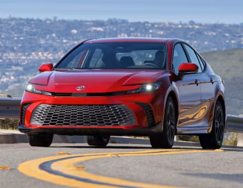 2025–pr. Toyota Camry SE HEV AWD [North America] '2024–pr.