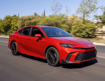 2025–pr. Toyota Camry SE HEV AWD [North America] '2024–pr.