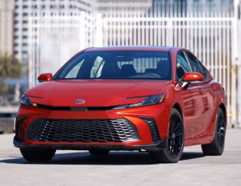 2025–pr. Toyota Camry SE HEV AWD [North America] '2024–pr.