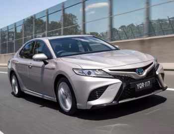 Toyota Camry SL Hybrid [Australia] '2017–21