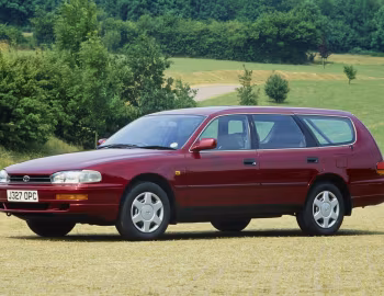 Toyota Camry Wagon [UK-spec] (XV10) '1992–96