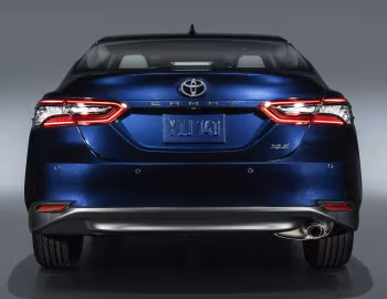 2021–24 Toyota Camry XLE [North America] '2020–24
