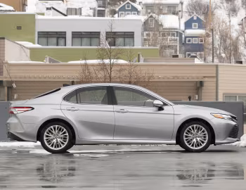 2020 Toyota Camry XLE AWD [North America] '2019–20