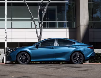 2025–pr. Toyota Camry XLE HEV AWD [North America] '2024–pr.