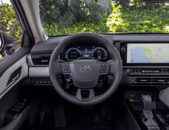 Panel frontal 2025–pr. Toyota Camry XLE HEV AWD [North America] '2024–pr.