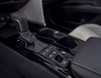 Interior 2025–pr. Toyota Camry XLE HEV AWD [North America] '2024–pr.