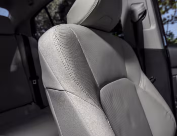 Interior 2025–pr. Toyota Camry XLE HEV AWD [North America] '2024–pr.