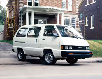 1984–85 Toyota Van Standard [Canada] (YR27) '1984–85
