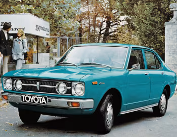 Toyota Carina 1600 Deluxe 4-door Sedan [EU-spec] (TA12) '12.1973–01.1975