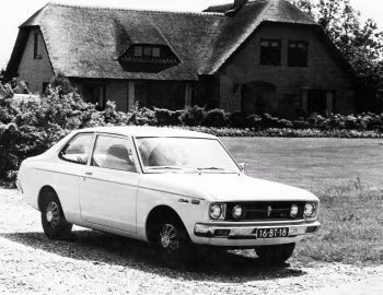 Toyota Carina 1600 ST 2-door Sedan [EU-spec] (TA12) '12.1973–01.1975