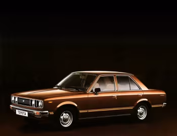 Toyota Carina 4-door Limousine [EU-spec] (A40) '1977–79