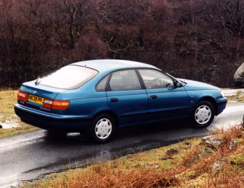 Toyota Carina E Liftback [UK-spec] '1996–97