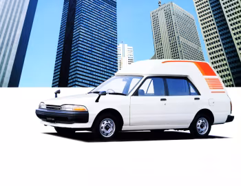 Toyota Carina Hi-Roof Van 1500DX (ET176V)