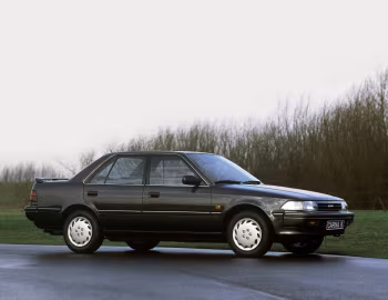 Toyota Carina II (T170) '1988–92