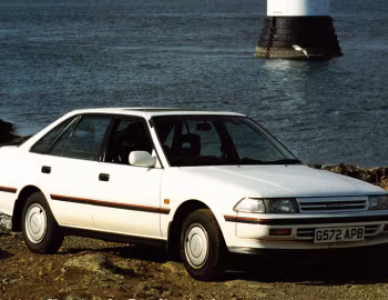 Toyota Carina II Liftback [UK-spec] (T170) '1988–92