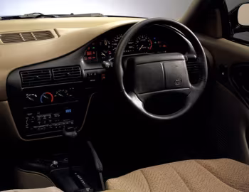 Panel frontal Toyota Cavalier 2.4G Sedan [Japan] (E-TJG00) '01.1996–11.1999