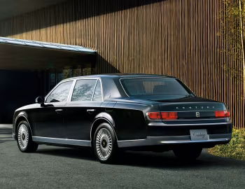 Toyota Century [Japan] (UWG60) '06.2018–pr.