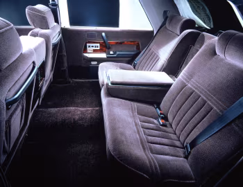 Interior Toyota Century L type [Japan] (E-VG45) '09.1990–11.1992