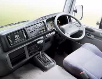 Interior Toyota Coaster [Japan] (B40) '07.2007–12.2016