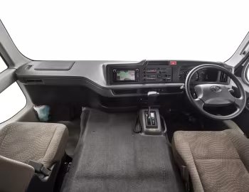 Panel frontal Toyota Coaster Deluxe [Australia] '2017–pr.