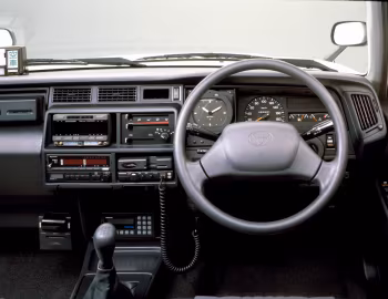 Panel frontal Toyota Comfort Taxi (S10) '12.1995–05.2017