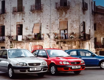 Toyota Corolla '1999–2001