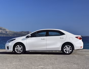 Toyota Corolla [Worldwide] '2013–16