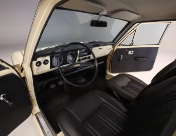 Interior 1968 Toyota Corolla 2-door Sedan 1.1L [North America] (KE10)