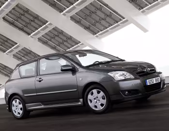 Toyota Corolla 3-door '2004–07