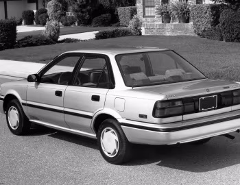 1991–92 Toyota Corolla 4-door Deluxe Sedan [North America] (AE92) '1990–92