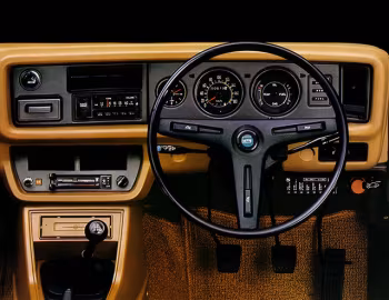 Panel frontal Toyota Corolla 4-door Sedan (TE30) '1974–79