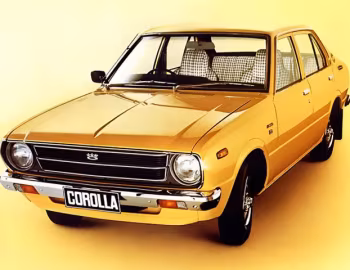Toyota Corolla 4-door Saloon [UK-spec] (TE30) '1974–79