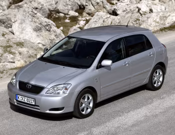 Toyota Corolla 5-door [Worldwide] '2001–04