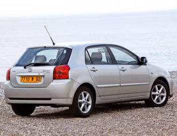 Toyota Corolla 5-door '2004–07