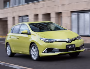 Toyota Corolla Ascent Sport [Australia] '2015–18