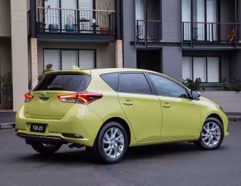 Toyota Corolla Ascent Sport [Australia] '2015–18