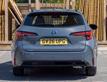 Toyota Corolla Commercial [UK-spec] '2024–pr.