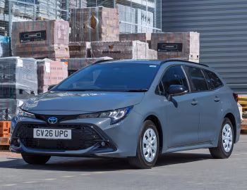Toyota Corolla Commercial [UK-spec] '2024–pr.