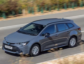 Toyota Corolla Commercial [UK-spec] '2024–pr.