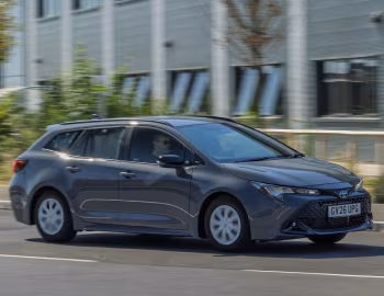 Toyota Corolla Commercial [UK-spec] '2024–pr.